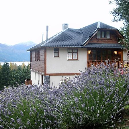 Arelauquen Bungalows & Suites San Carlos de Bariloche Exterior foto