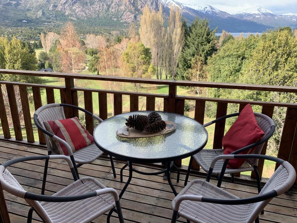 Arelauquen Bungalows & Suites San Carlos de Bariloche Exterior foto