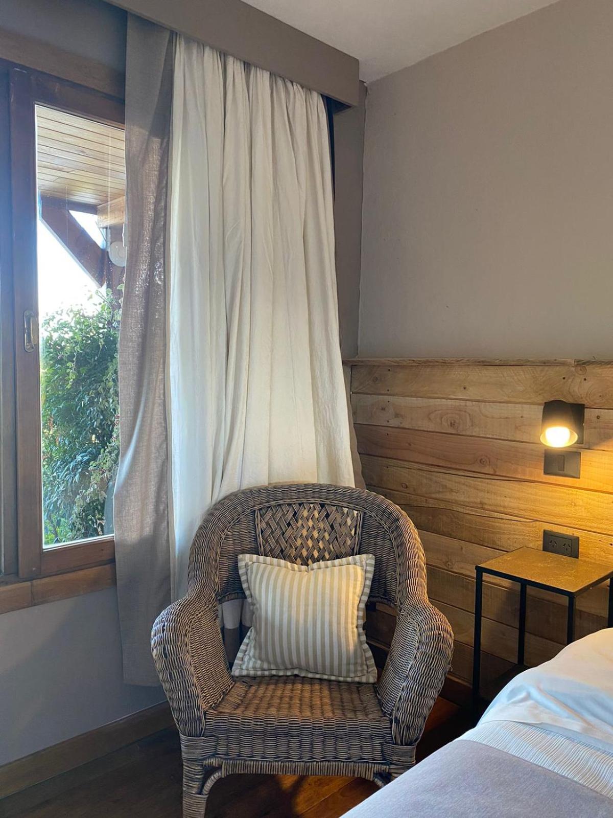 Arelauquen Bungalows & Suites San Carlos de Bariloche Exterior foto
