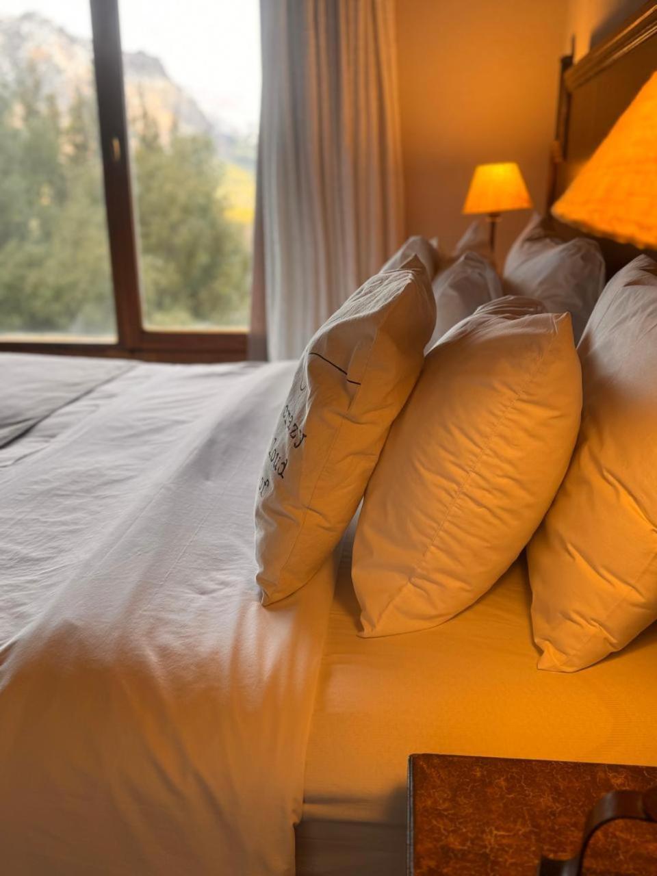 Arelauquen Bungalows & Suites San Carlos de Bariloche Exterior foto