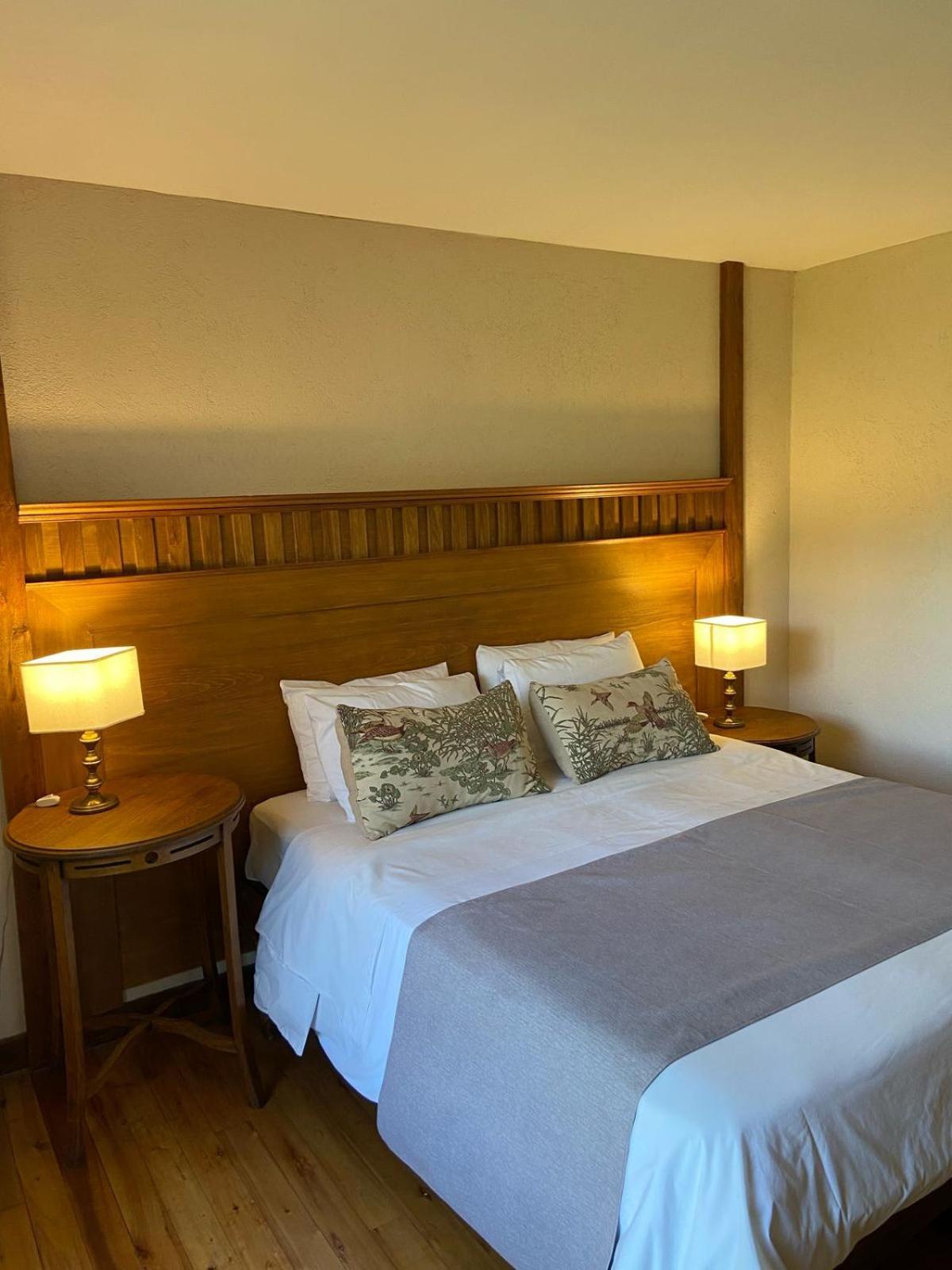 Arelauquen Bungalows & Suites San Carlos de Bariloche Exterior foto